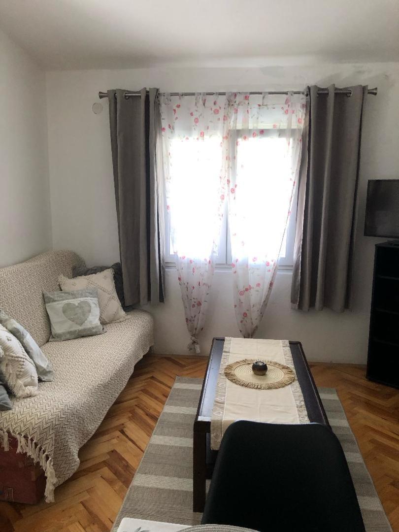 Apartman Suky Sukošan Eksteriør bilde