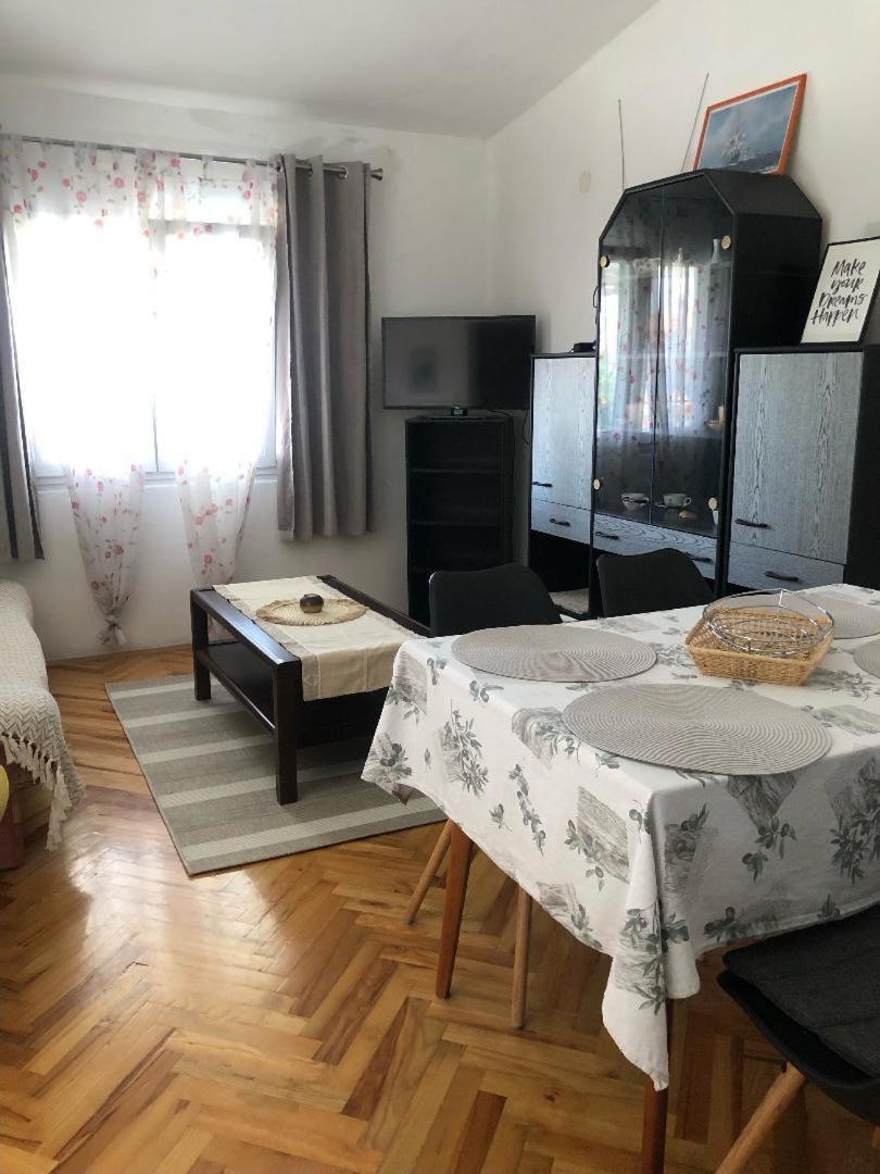 Apartman Suky Sukošan Eksteriør bilde